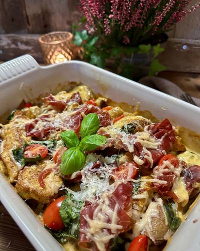 Gratinert kyllingform med parmaskinke 